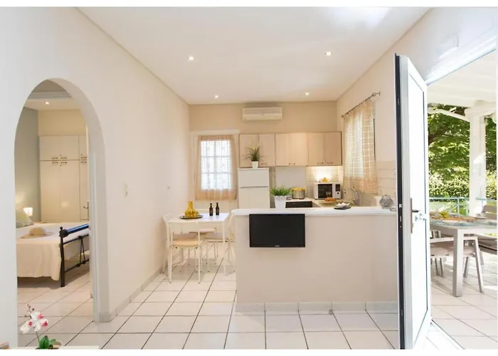 Aelia House - Elia *